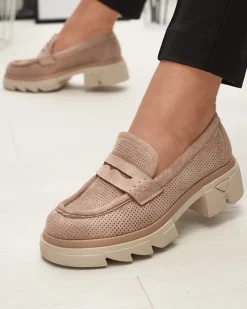 Royalfashion Jasnobrązowe damskie ażurowe mokasyny na masywnej podeszwie Ejina
