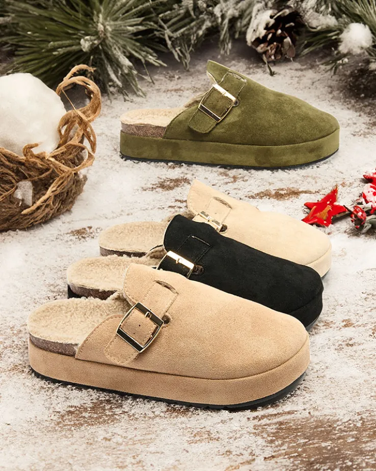 Royalfashion Kapcie damskie z kożuszkiem i klamrą Kajis