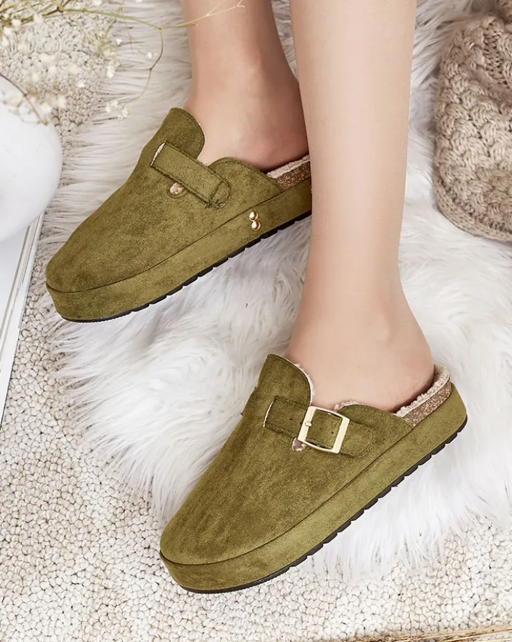 Royalfashion Kapcie damskie z kożuszkiem i klamrą Kajis