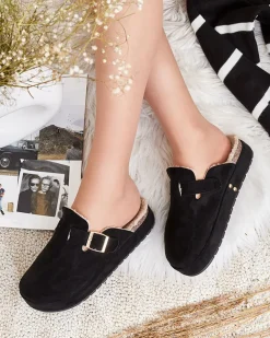 Royalfashion Kapcie damskie z kożuszkiem i klamrą Kajis