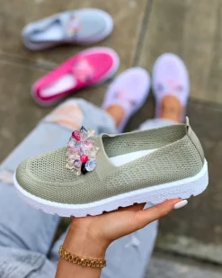 Royalfashion Khaki damskie materiałowe półbuty z kryształkami Fezens