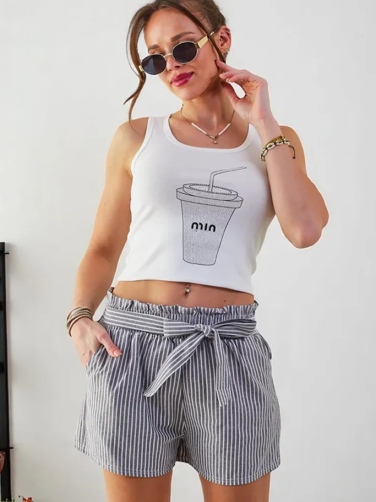 Royalfashion Krótkie spodenki damskie z gumką i troczkami w pasie we wzór w paski