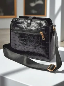 Royalfashion Lakierowana mała damska torebka z eko skóry ShineTrace Tote