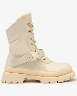 Royalfashion Lakierowane botki damskie w kolorze beżowym Setogy