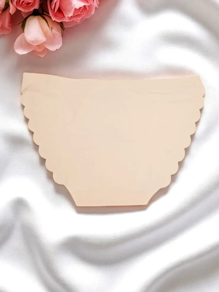 Royalfashion Laserowo cięte Majtki damskie typu figi z ozdobnymi paseczkami Edge Chic