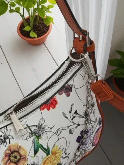 Royalfashion Mała damska torebka z eko skóry w kwiaty Lily Bloom