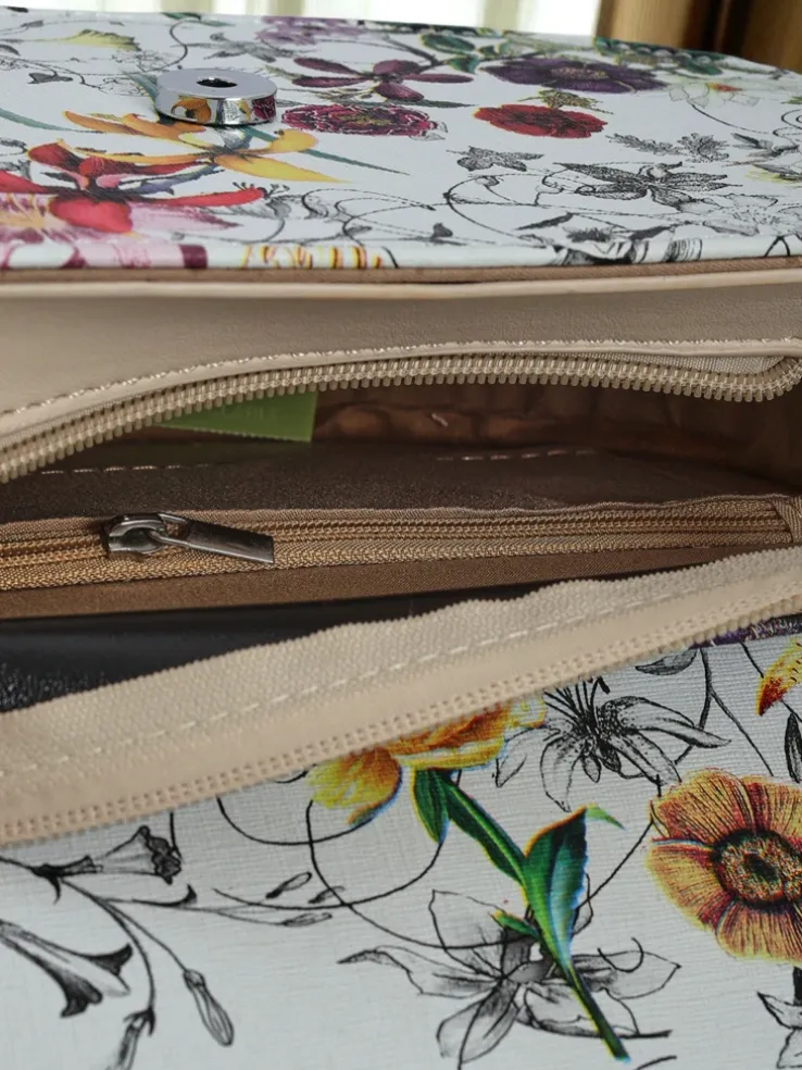 Royalfashion Mała damska torebka z eko skóry w kwiaty Ori Elle