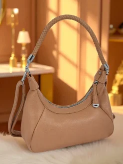 Royalfashion Mała damska torebka z eko skóry z ozdobnym paseczkiem Lacquea