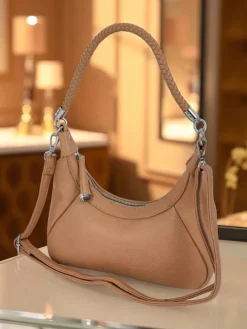 Royalfashion Mała damska torebka z eko skóry z ozdobnym paseczkiem Lacquea