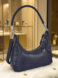 Royalfashion Mała damska torebka z eko skóry z ozdobnym paseczkiem Lacquea