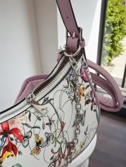 Royalfashion Mała damska torebka z eko skóry w kwiaty Lily Bloom