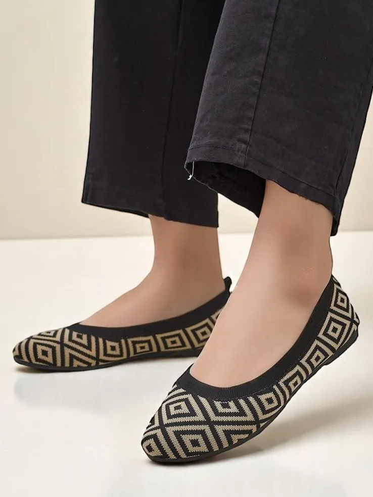 Royalfashion Materiałowe damskie baleriny z geometrycznym printem Metric