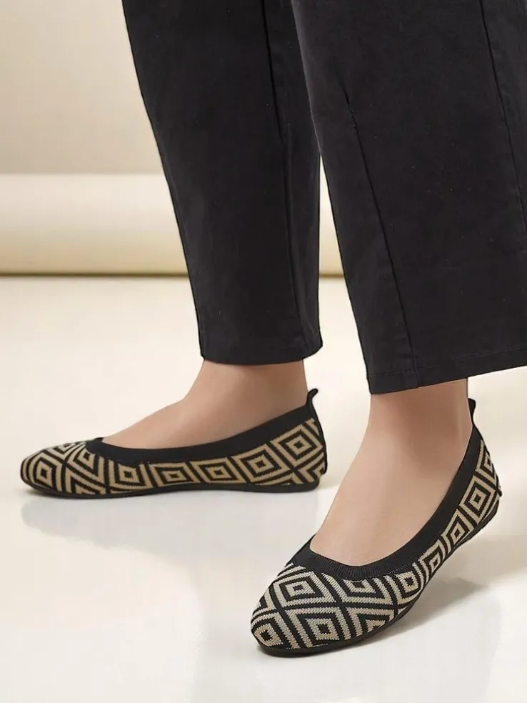 Royalfashion Materiałowe damskie baleriny z geometrycznym printem Metric