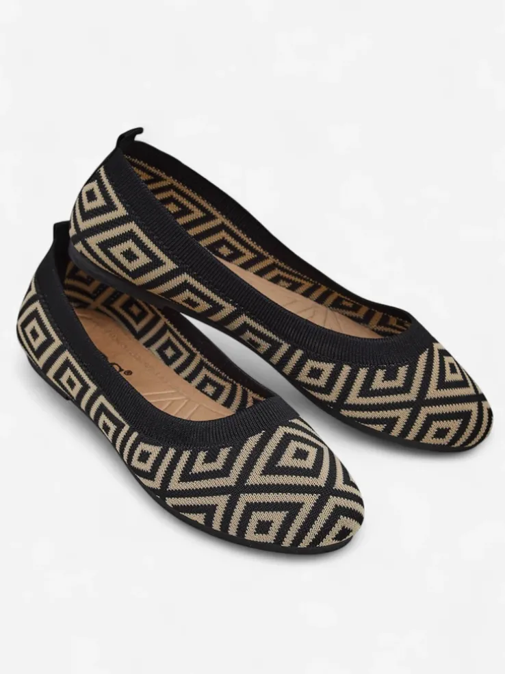 Royalfashion Materiałowe damskie baleriny z geometrycznym printem Metric