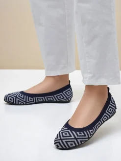 Royalfashion Materiałowe damskie baleriny z geometrycznym printem Metric