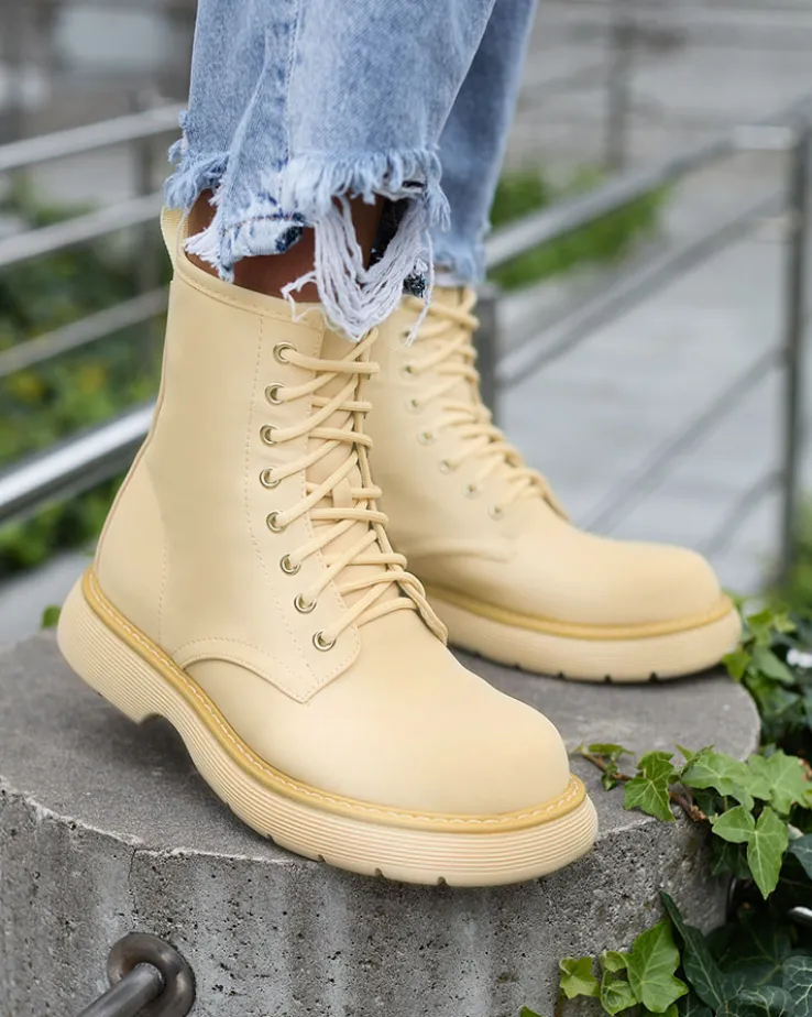 Royalfashion Matowe beżowe botki damskie Kucillo