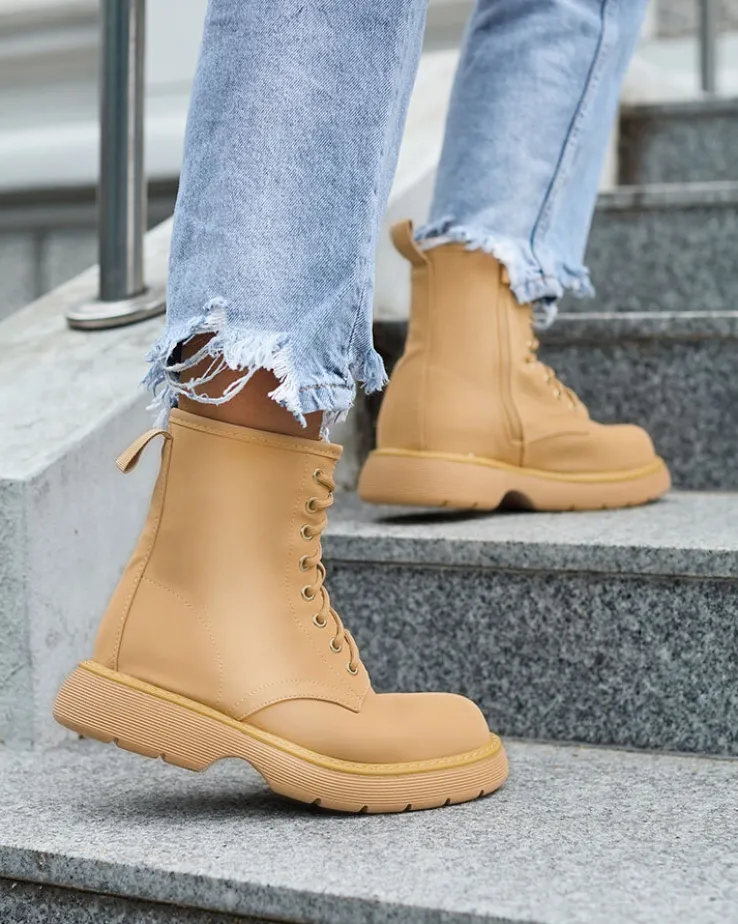 Royalfashion Matowe jasnobrązowe botki damskie Kucillo