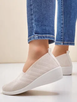 Royalfashion Mokasyny damskie na niskim koturnie Epoles