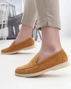 Royalfashion Mokasyny damskie eko-zamszowe w kolorze camelowym Daffer