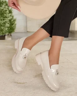 Royalfashion Mokasyny damskie lakierowane Bemies