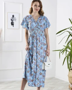 Royalfashion Niebieska damska długa sukienka w kwiaty