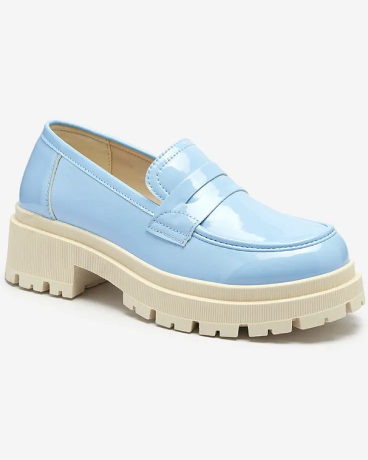Royalfashion Niebieskie lakierowane mokasyny damskie Noppel