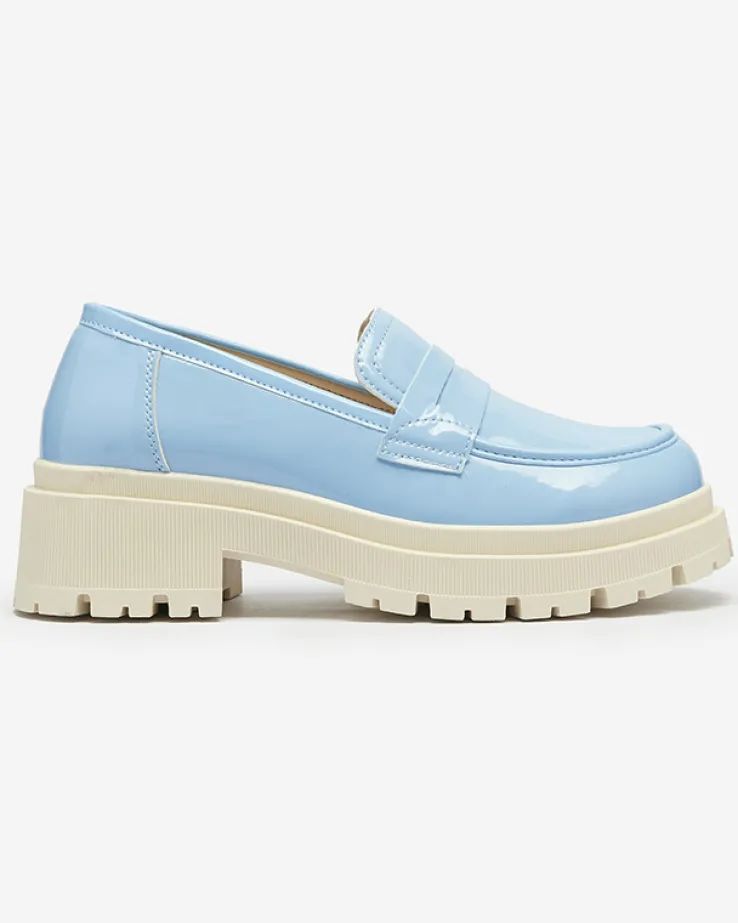 Royalfashion Niebieskie lakierowane mokasyny damskie Noppel