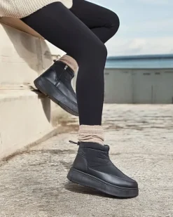 Royalfashion Śniegowce damskie w czarnym kolorze Fopinia