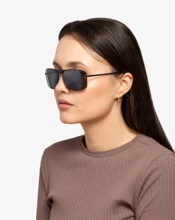 Royalfashion Okulary przeciwsłoneczne w czarnej oprawce
