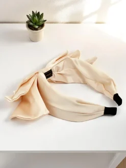 Royalfashion Opaska do włosów satynowa z kokardką Celine