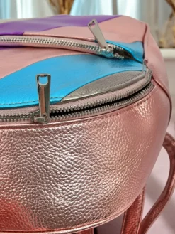 Royalfashion Plecak damski z eko skóry w paski Metallic Stripes