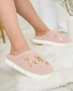 Royalfashion Różowe damskie futrzane kapcie z ozdobami Erserra