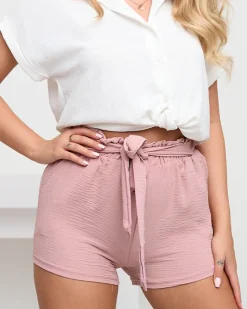 Royalfashion Różowe damskie krótkie spodenki z kieszeniami