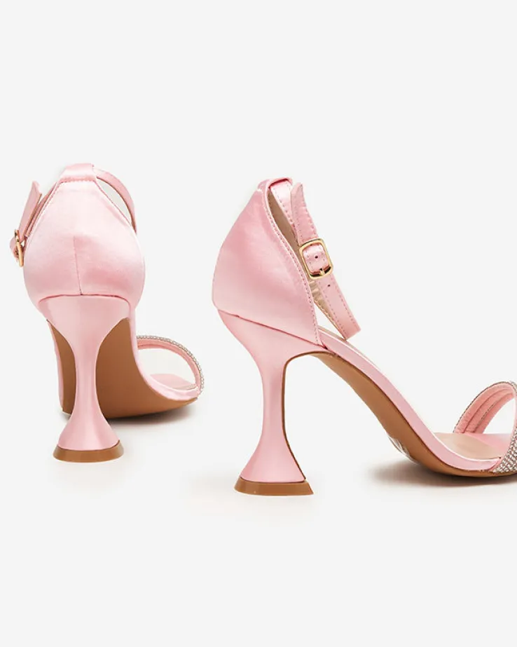 Royalfashion Różowe damskie sandałki na szpilce z ozdobnymi cyrkoniami Manestri