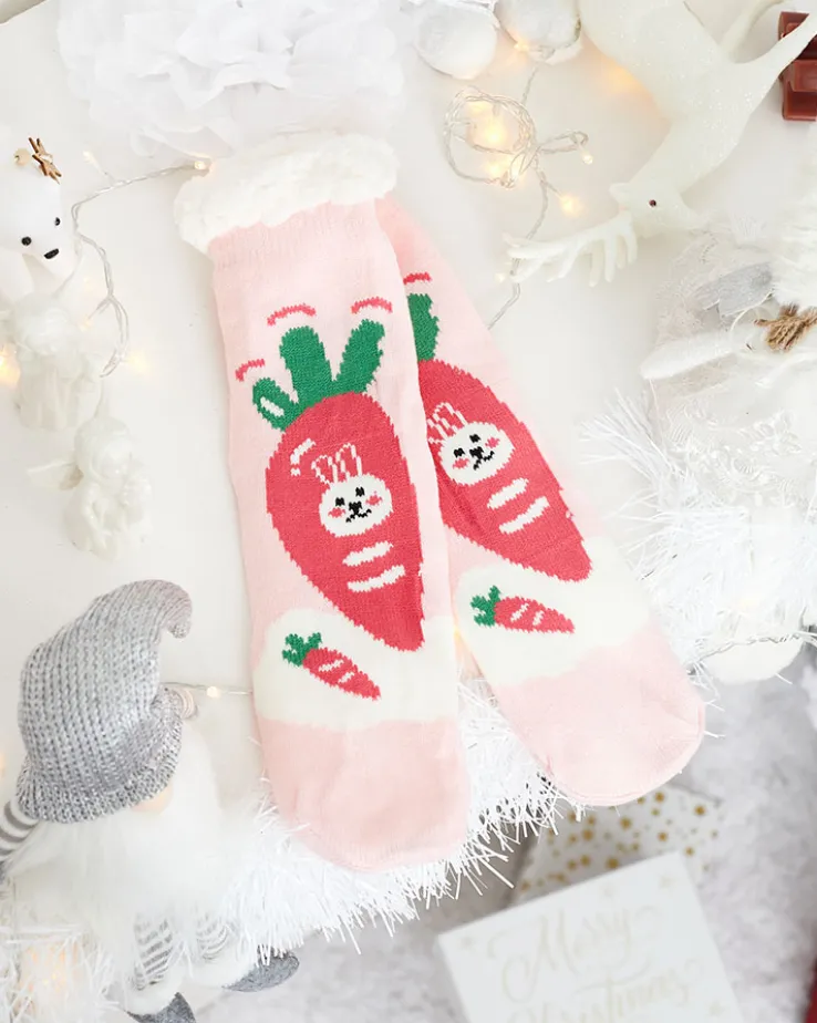 Royalfashion Różowe damskie ciepłe skarpetki z kożuszkiem