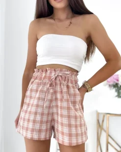 Royalfashion Różowe krótkie spodenki damskie w kratę