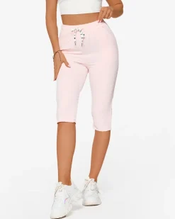 Royalfashion Różowe materiałowe spodenki damskie 3/4