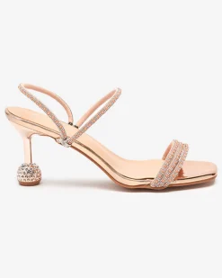 Royalfashion Różowo- złote lakierowane klapki na niskim obcasie Lakopi