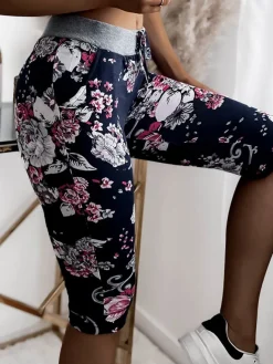 Royalfashion Spodenki damskie granatowo- różowe o długości 3/4