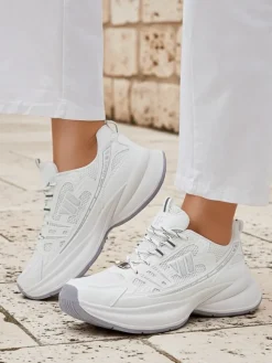 Royalfashion Sportowe sneakersy damskie na grubszej podeszwie Roality