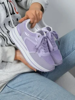 Royalfashion Sportowe sneakersy damskie na platformie Revided