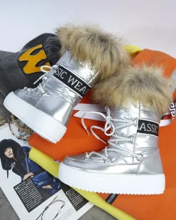 Royalfashion Srebrne dziecięce wsuwane buty a'la śniegowce z futerkiem Asika