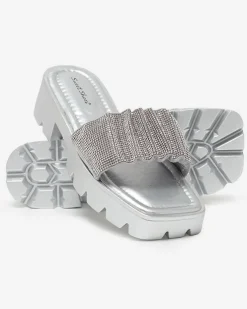 Royalfashion Srebrne klapki damskie z cyrkoniami Emkoy