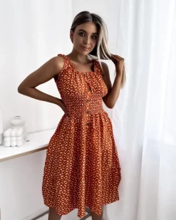 Royalfashion Sukienka damska za kolano z printem w kolorze pomarańczowym