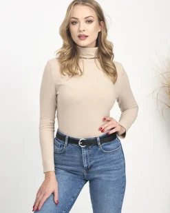 Royalfashion Sweter damski półgolf w beżowym kolorze