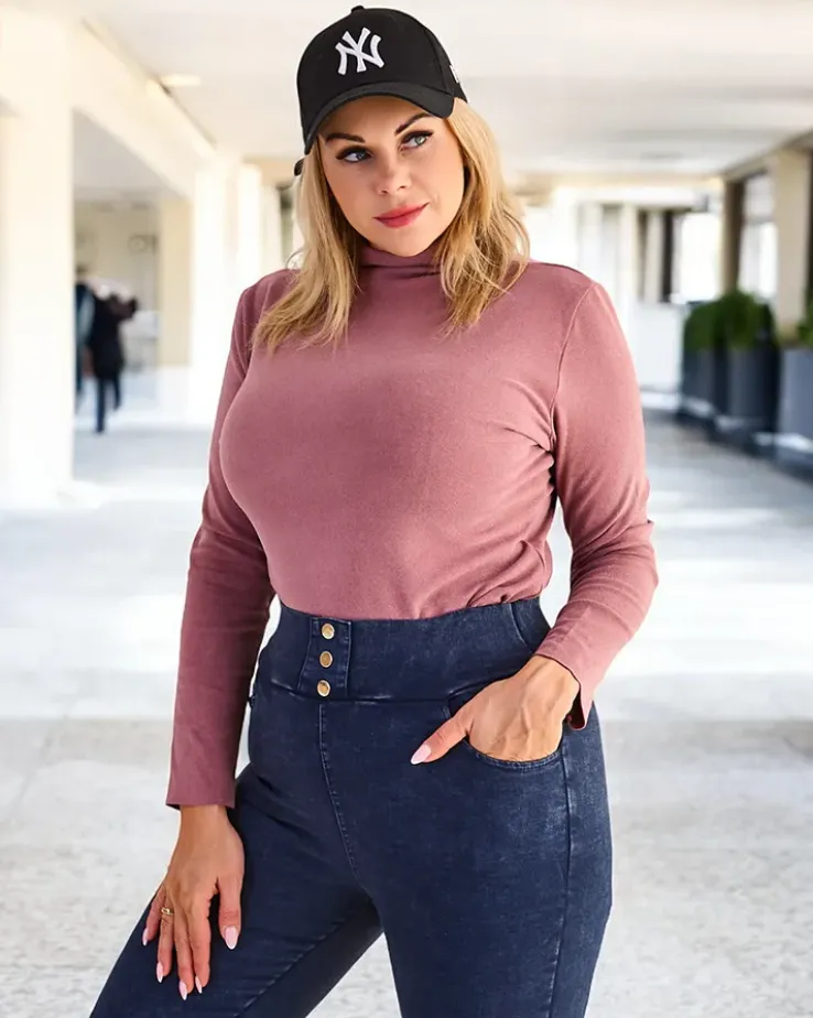 Royalfashion Sweter damski półgolf w ciemnoróżowym kolorze