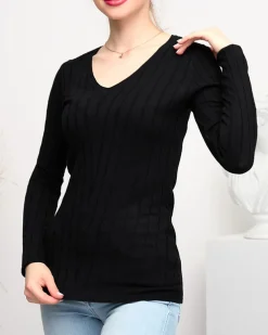 Royalfashion Sweter damski z dekoltem w serek w kolorze czarnym