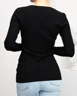 Royalfashion Sweter damski z dekoltem w serek w kolorze czarnym