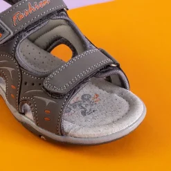 Royalfashion Szare chłopięce sandały na rzepy Tores