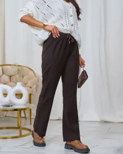 Royalfashion Sztruksowe damskie spodnie materiałowe w kolorze ciemnobrązowym